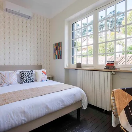 Quand La Dort 住宿加早餐酒店 4*