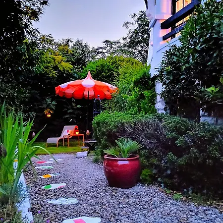 Bed & Breakfast Quand La Dort 4*